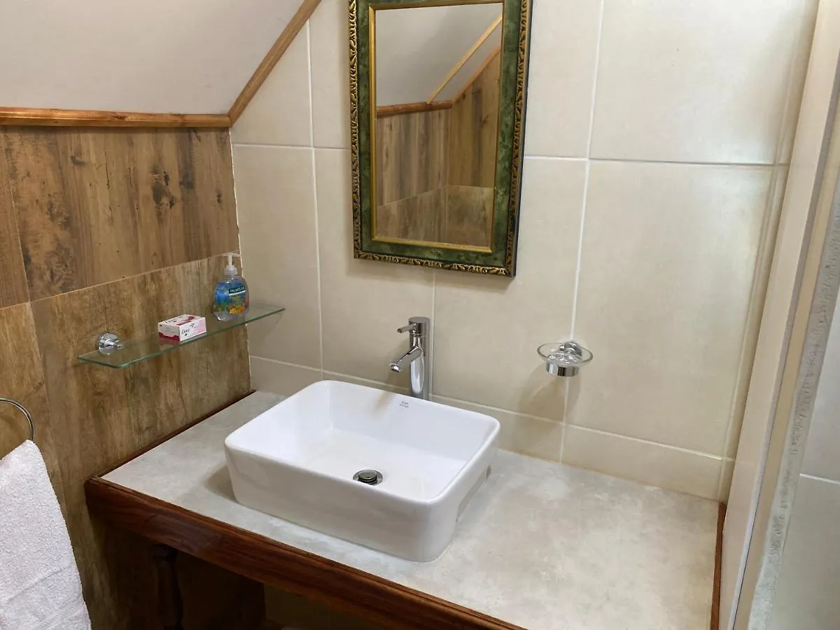 Mouggae Blues Villas Beau Vallon  0*, Beau Vallon (Mahe)