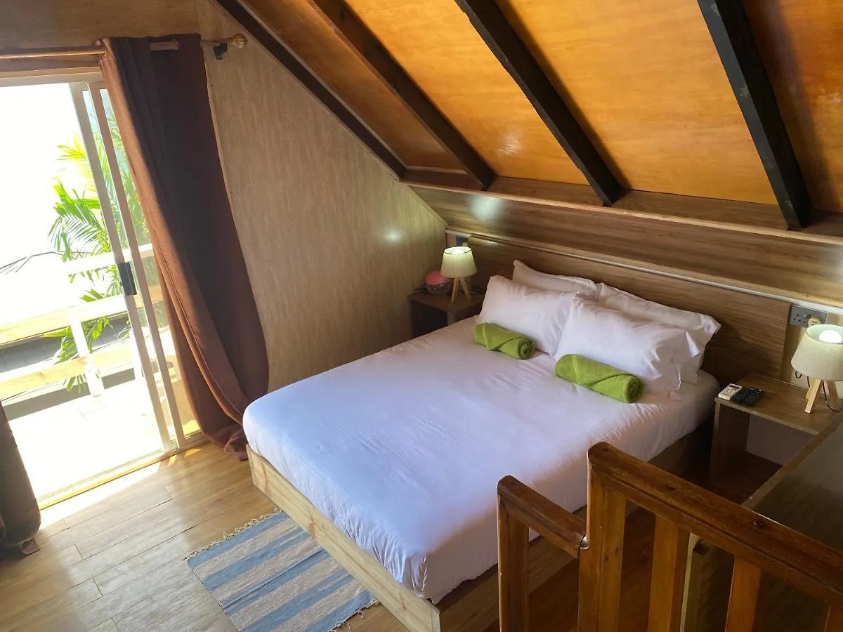 Mouggae Blues Villas Beau Vallon  Beau Vallon (Mahe)