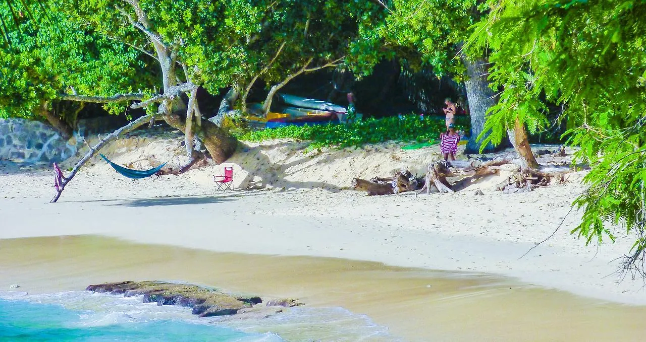 Mouggae Blues Villas Beau Vallon   Beau Vallon (Mahe)